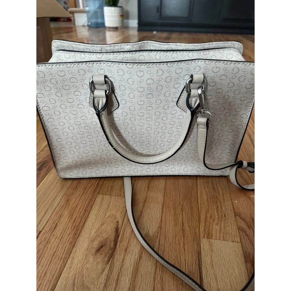 Guess Los Angeles Monogram Logo Colorblock Satchel Handbag Cream Beige Crossbody
